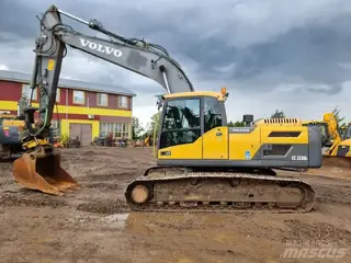 Volvo 349 EC220D L — Foto 4