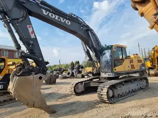 Volvo 349 EC360C L — Kettenbagger — gebraucht kaufen | 123Machinery