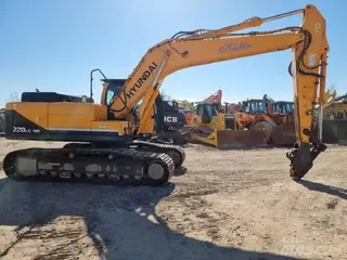 Hyundai 349 Robex 220LC-9A — Foto 4