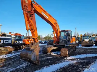 Doosan 349 DX225LC — Kettenbagger — gebraucht kaufen | 123Machinery