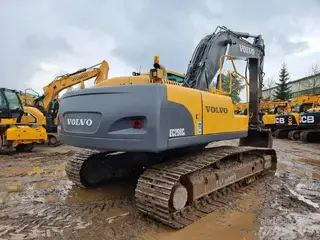 Volvo 349 EC290C L — Foto 10