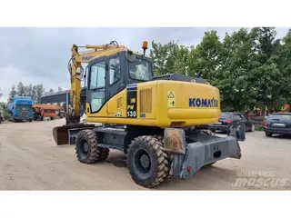 Komatsu 349 PW130-7K — Foto 4