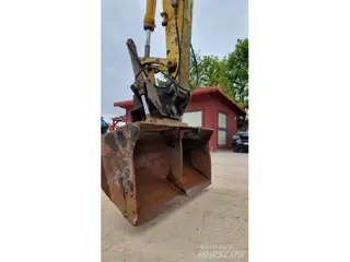 Komatsu 349 PW130-7K — Foto 10