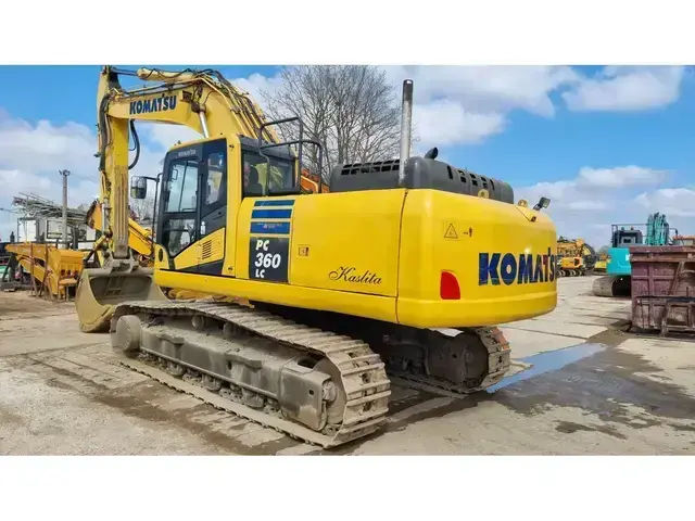 Komatsu 349 PC360LC — Kettenbagger — gebraucht kaufen | 123Machinery