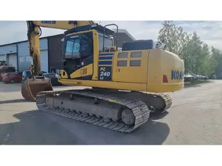 Komatsu 349 PC240LC — Foto 8