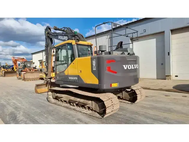 Volvo 315 EC140E L — Kettenbagger — gebraucht kaufen | 123Machinery