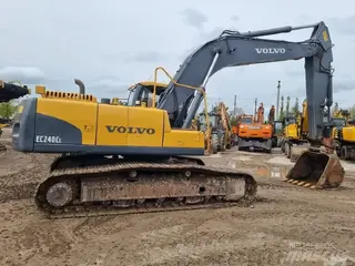 Volvo 315 EC240C L — Foto 4