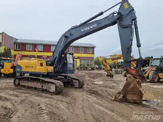 Volvo 315 EC240C L — Foto 7