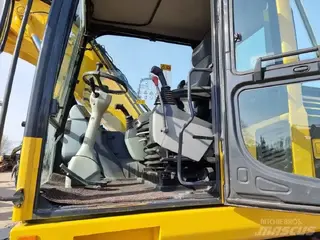Komatsu 315 PW148-8 — Foto 10