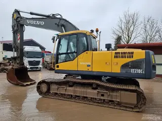 Volvo 315 EC210C L — Foto 2