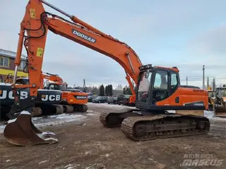 Doosan 315 DX225LC — Kettenbagger — gebraucht kaufen | 123Machinery