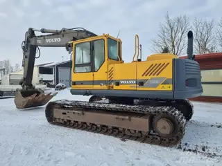 Volvo 315 EC280 — Foto 6