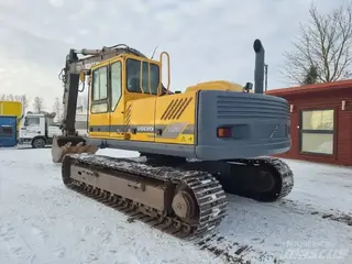 Volvo 315 EC280 — Foto 7