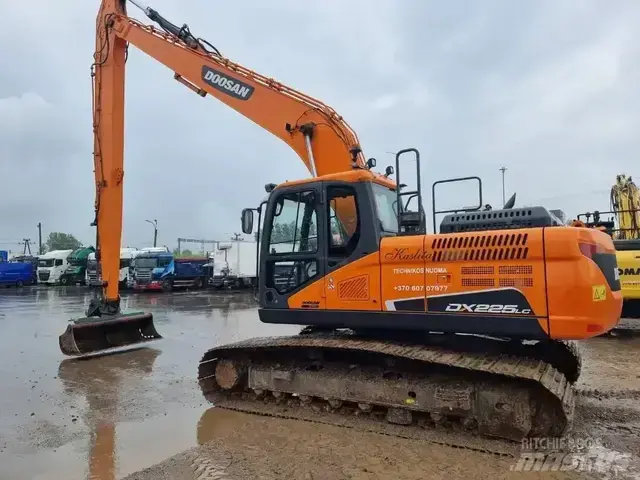 Doosan 315 DX225LC-7 Long Reach — Long Reach Bagger — gebraucht kaufen | 123Machinery