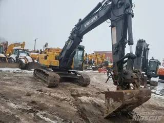 Volvo 315 EC210B LC — Kettenbagger — gebraucht kaufen | 123Machinery