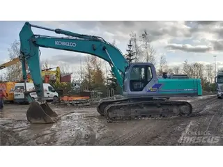 Kobelco 315 SK330LC-6E — Foto 3