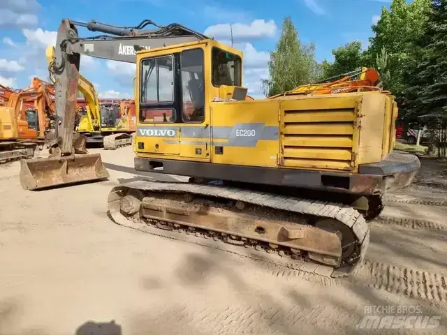 Volvo 315 EC200 — Kettenbagger — gebraucht kaufen | 123Machinery