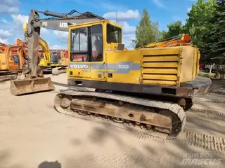 Volvo 315 EC200 — Kettenbagger — gebraucht kaufen | 123Machinery