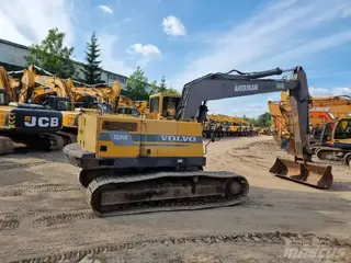 Volvo 315 EC200 — Foto 3