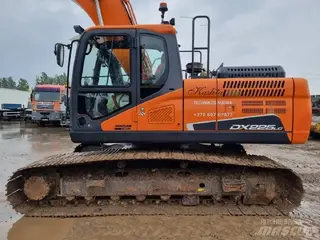 Doosan 315 DX225LC Long Reach — Foto 3