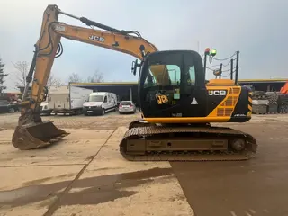 JCB 315 JS130LC — Foto 8