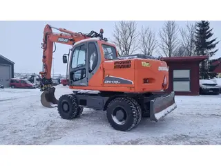 Doosan 315 DX170W — Mobilbagger — gebraucht kaufen | 123Machinery
