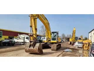 New Holland E385 — Kettenbagger — gebraucht kaufen | 123Machinery