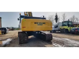 New Holland E385 — Foto 2