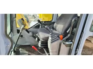 New Holland E385 — Foto 10