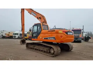 Doosan DX225LC — Long Reach Bagger — gebraucht kaufen | 123Machinery