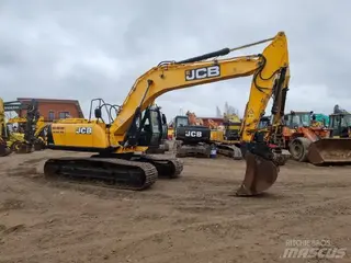 JCB JS210 LC — Kettenbagger — gebraucht kaufen | 123Machinery