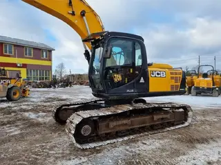 JCB JS220LC+ — Foto 6
