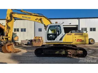 New Holland E215B — Kettenbagger — gebraucht kaufen | 123Machinery