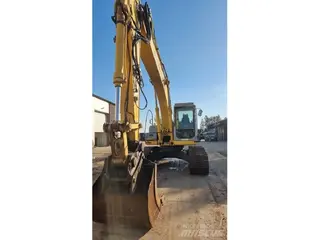 New Holland E215B — Foto 7