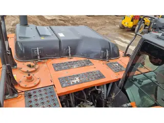 Hitachi ZAXIS 210LC — Foto 9