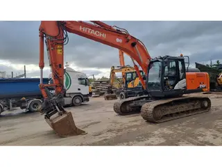 Hitachi ZAXIS 210LC — Foto 10