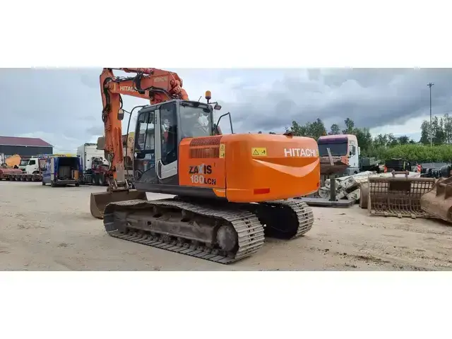 Hitachi ZAXIS 180LCN — Kettenbagger — gebraucht kaufen | 123Machinery