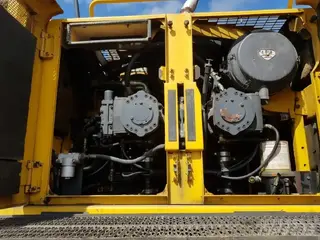 Komatsu 1304 PC600LC-8 — Foto 10