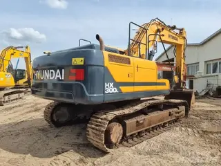 Hyundai 1304 HX300L — Foto 5